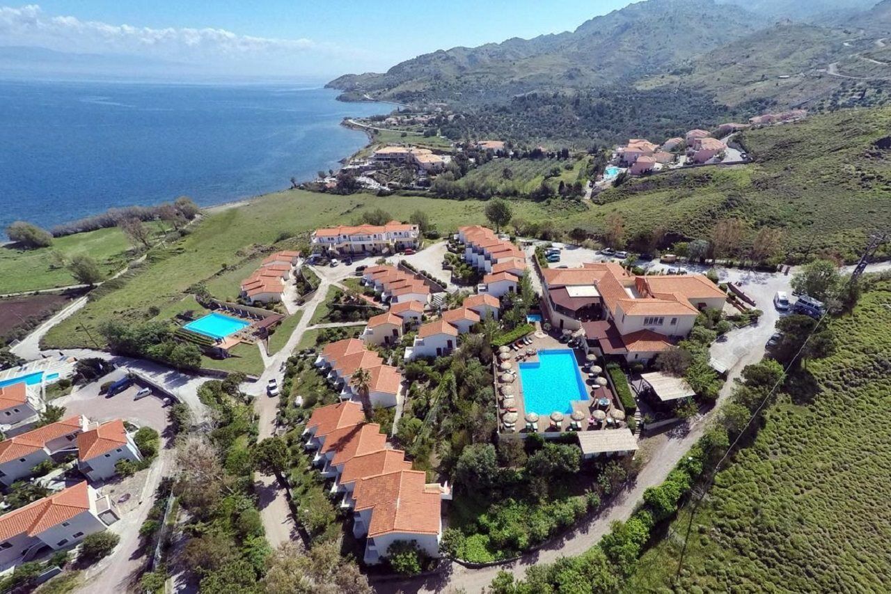 Belvedere Aeolis Hotel Mithimna Exterior foto